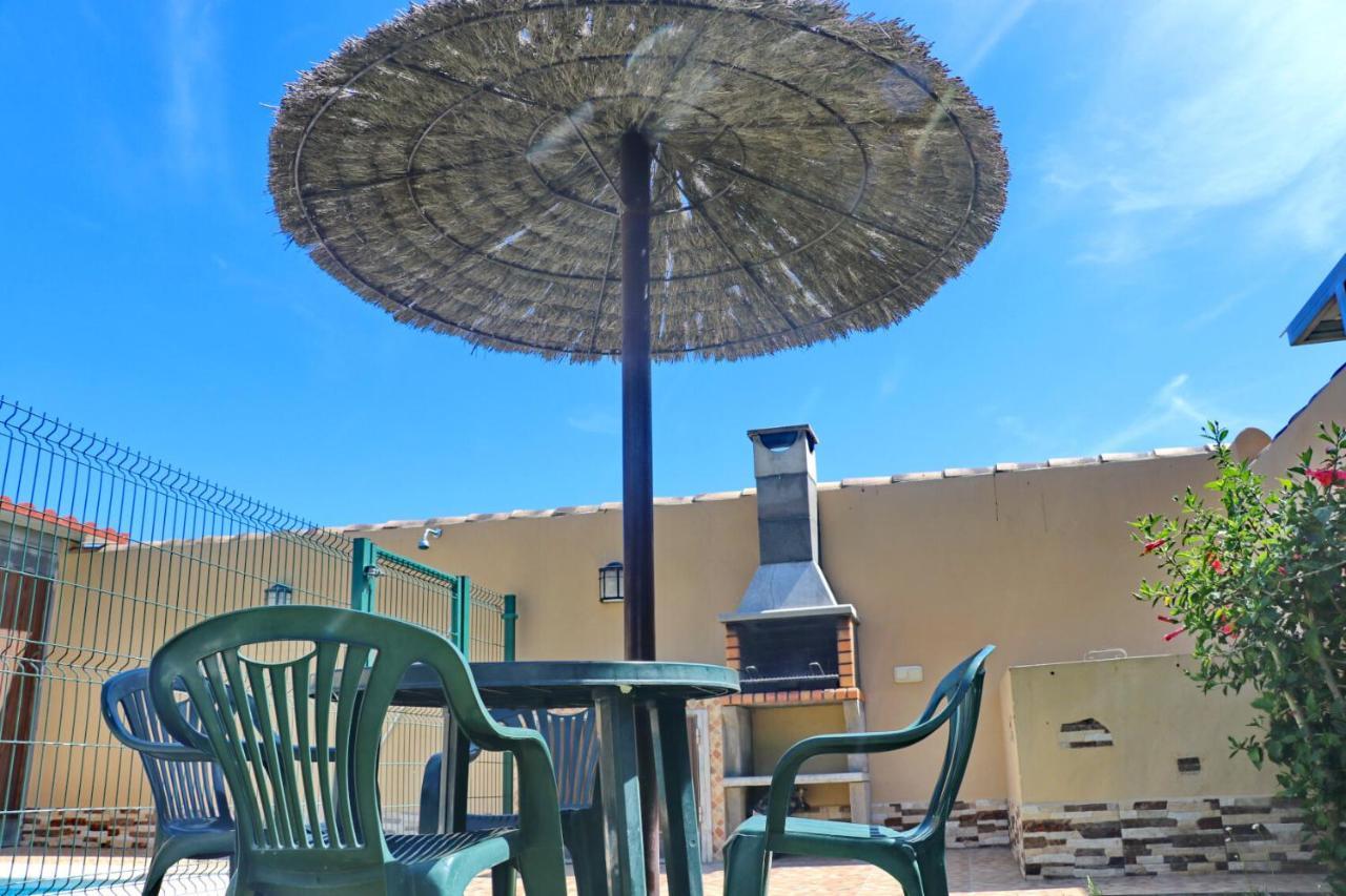 Bungalow Curro Pareja 97 Conil de la Frontera Kültér fotó