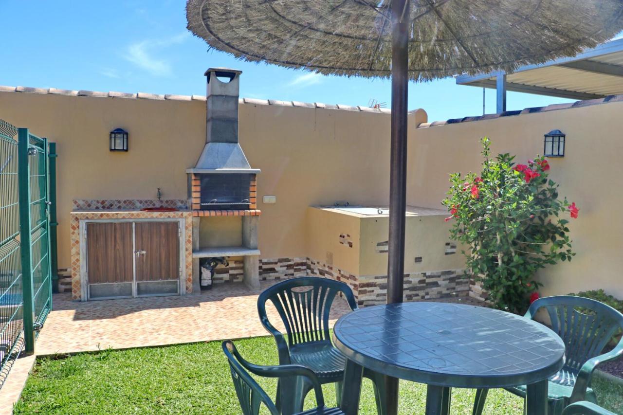 Bungalow Curro Pareja 97 Conil de la Frontera Kültér fotó